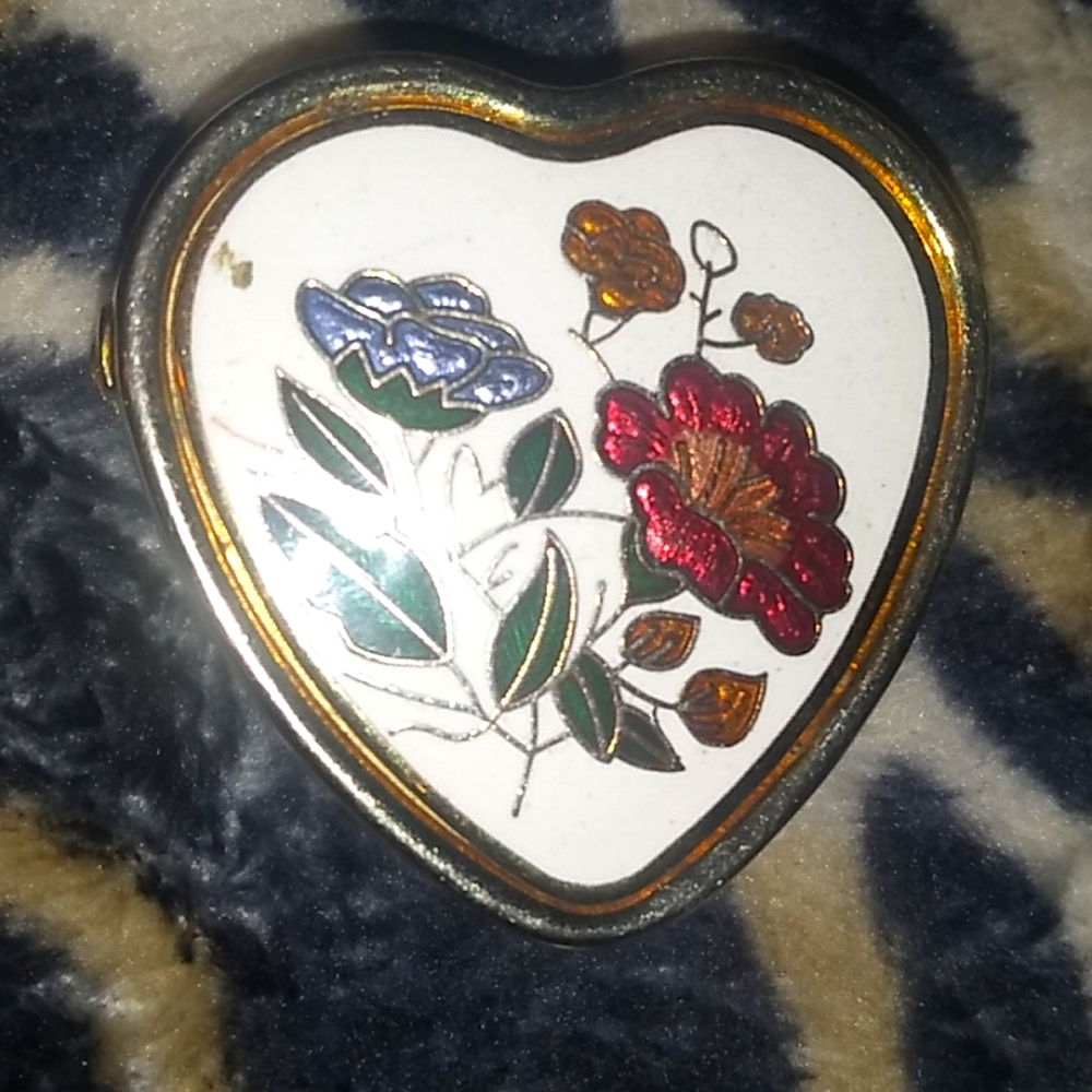 2" heart trinket box